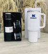 Termo Stanley 40 OZ Blanco con set de 3 pocillos negros